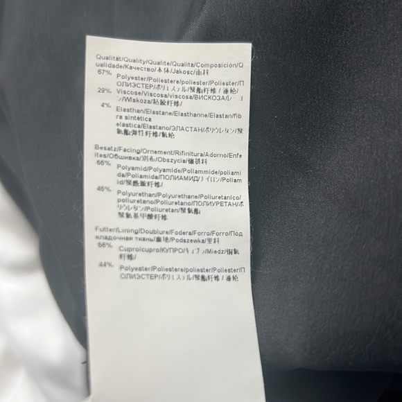 Hugo Boss dress - Picture 10 of 10